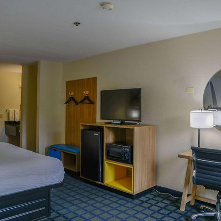Days Inn By Wyndham Mount Vernon Eksteriør billede