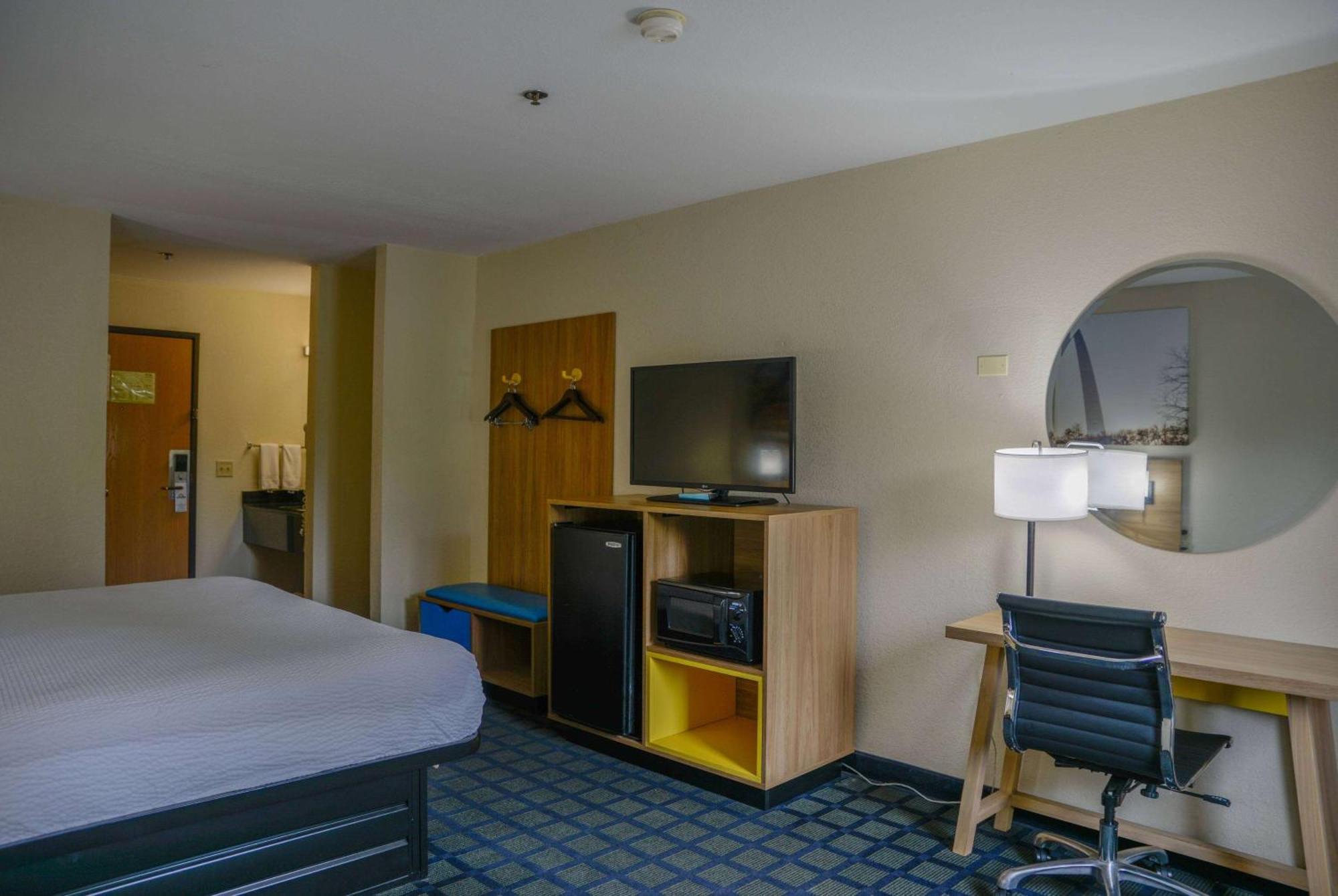 Days Inn By Wyndham Mount Vernon Eksteriør billede